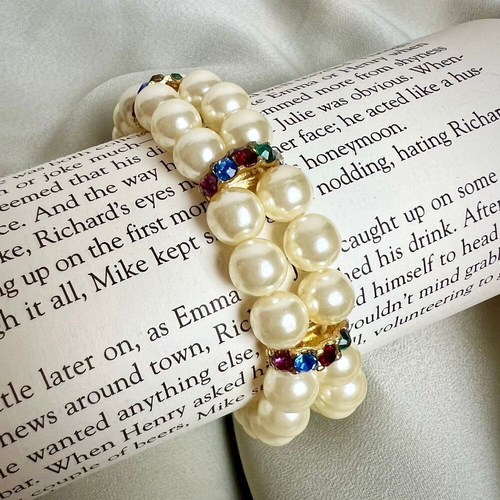 Vintage Delicate Pearl Bracelet with Colorful Gemstone Accents Dainty Jewelry